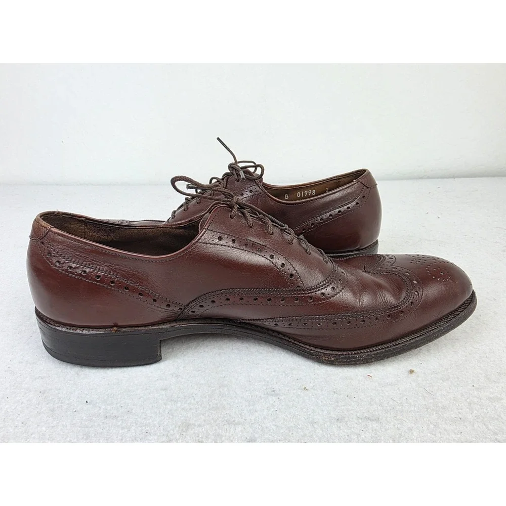 Allen‎ Edmonds Chester Burgundy Wingtip Oxford Dress Shoes Men's Size 9.5 B